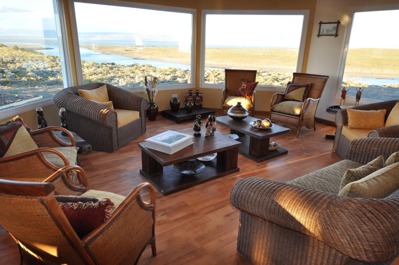 Estancia La Estela Lago Viedma ภายนอก รูปภาพ